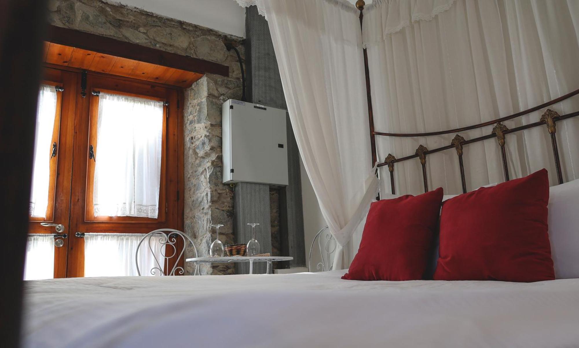 Vasilikis House Guest House Kalopanagiotis Exterior photo